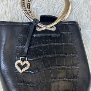 Elegant Black Croc-Embossed Women's Bag